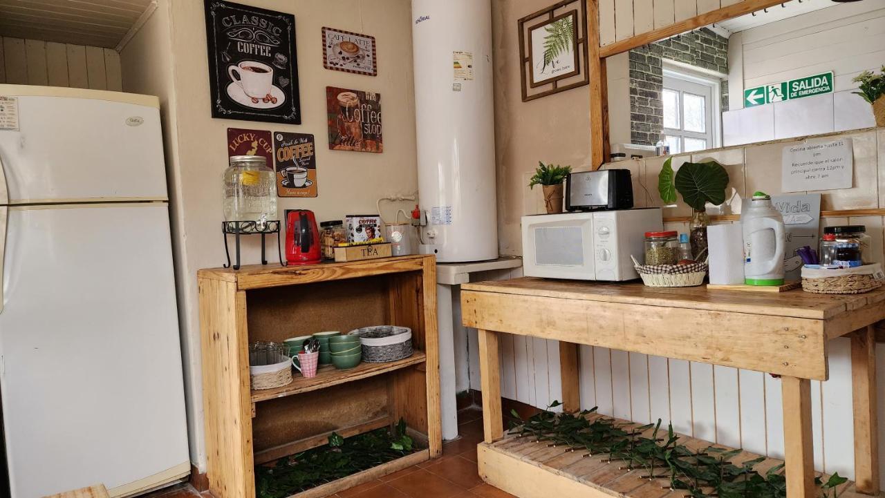 Hostel Del Lago, Habitaciones Privadas Y Cabanas Ел Чалтен Екстериор снимка