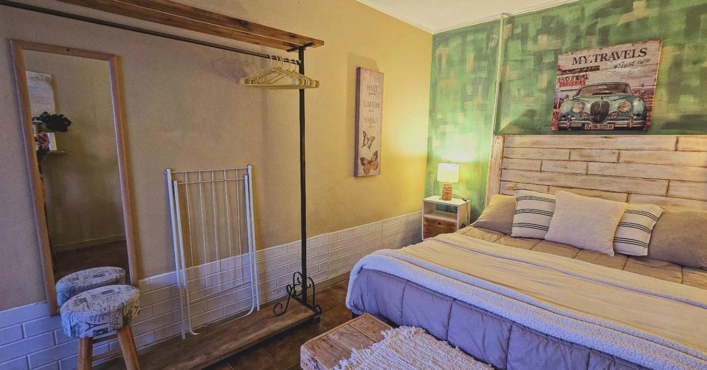 Hostel Del Lago, Habitaciones Privadas Y Cabanas Ел Чалтен Екстериор снимка