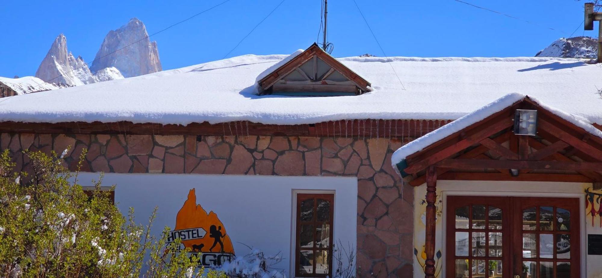 Hostel Del Lago, Habitaciones Privadas Y Cabanas Ел Чалтен Екстериор снимка